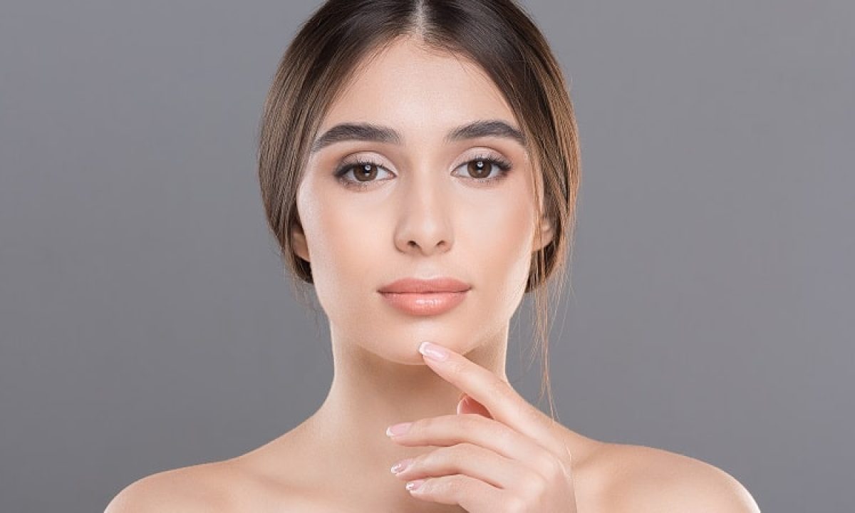 Face Slimming Treatment in Delhi, highlighting the transformation in facial contours and jawline definition.